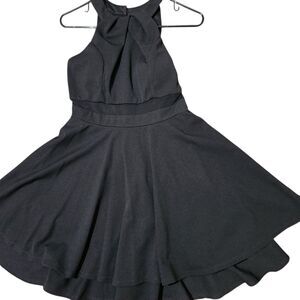 Honey and Rosie Sleeveless Dress Size Medium Black Short layered Dress